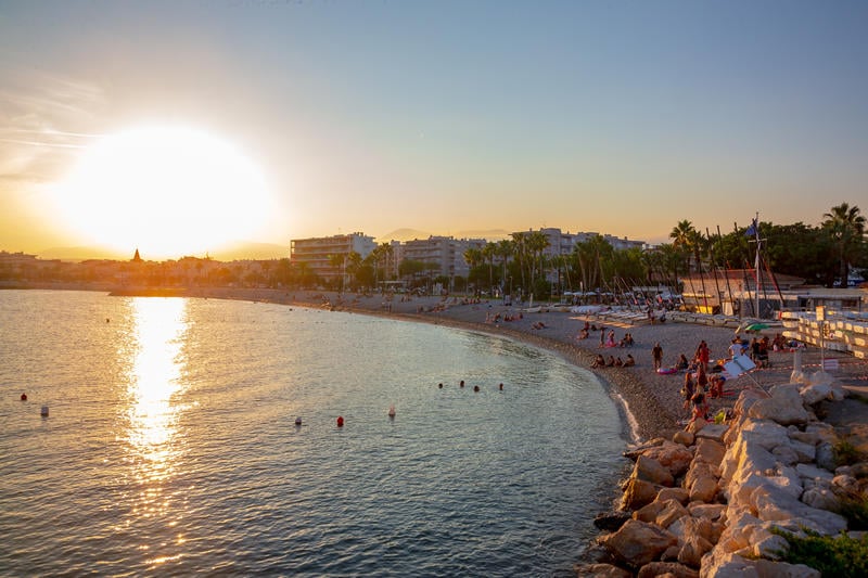 Coucher de soleil sur la plage